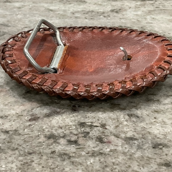 80’s Vintage Hand Tooled Leather and Whip Stitched Belt Buckle Fish - Picture 5 of 8